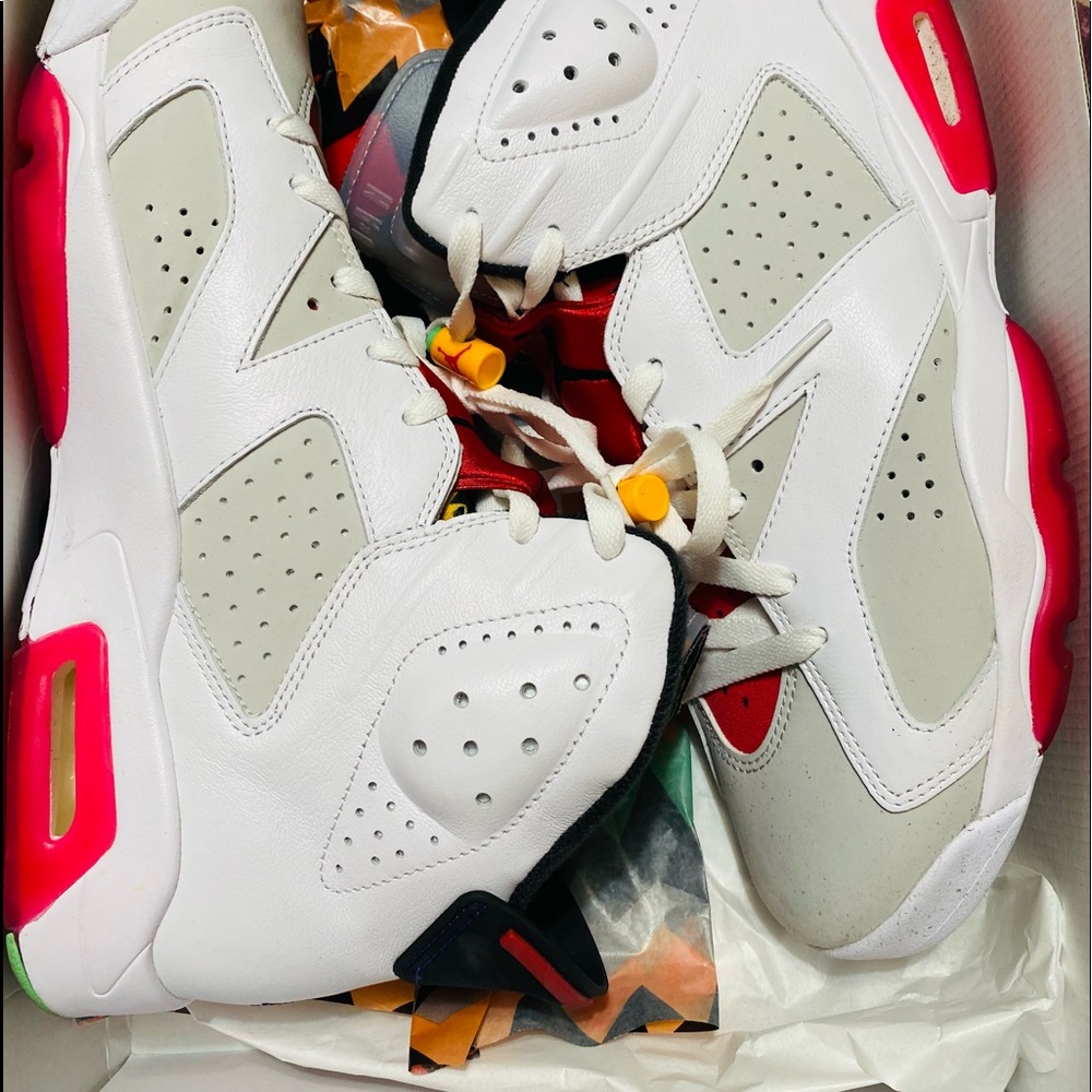 Mens AirJordan Retro 6